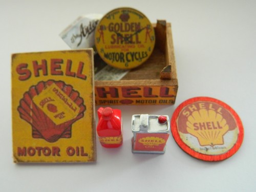 12th scale dolls house - (h18),