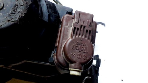 Headlight actuator peugeot - ,