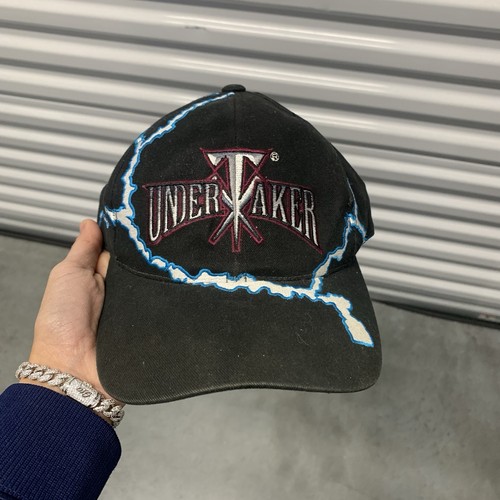 Extremely rare 1999 wwf - extremely,