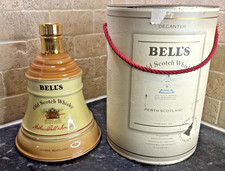 Boxed Vintage Wade Bells Old Scotch Whisky Decanter Perth Scotland