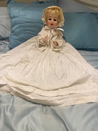Absolutely beautiful antique