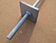 ground socket to concrete in