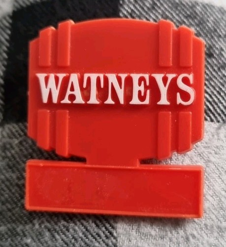 Vintage watneys red barrel - red,