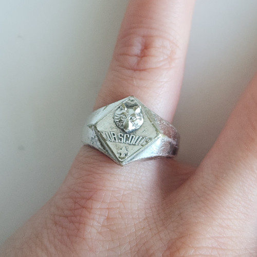 Size vintage silver tone cub - size,