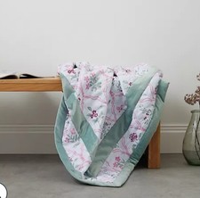 Cozee Home Patchwork Quilt Faux Linen And Velvet Quilt  150cm × 200cm GREEN NEW