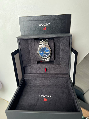 Tudor royal 41mm blue dial - royal,