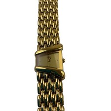 Vintage Rare Seiko Quartz Gold Tone Bracelet Womens watch Unique Bezel Design 