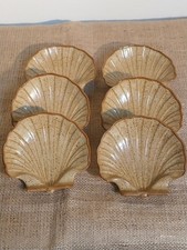 Set of six stoneware clam