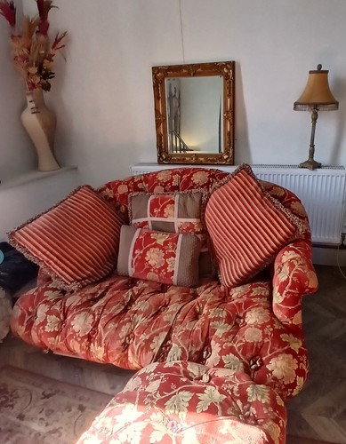 Barker and stonehouse seater - stonehouse, 2
