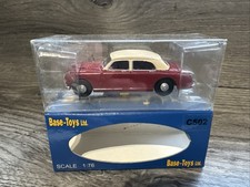 Base Toys C502 Riley