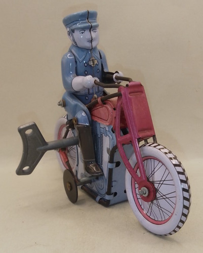 Clockwork wind up - ne, ?