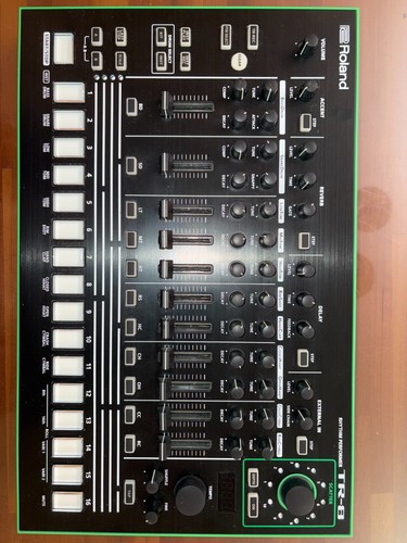 Roland rhythm performer - roland,