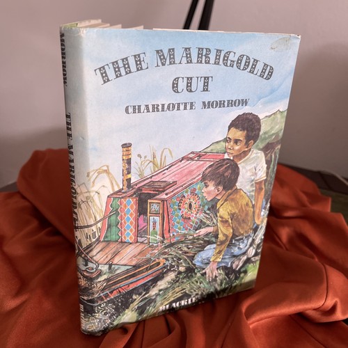 Marigold cut narrow boats - marigold,