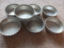 7x Vintage Individual Tart / Pie /Flan Tins, Loose Bottoms 9cm Diameter 3cm deep