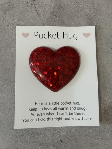 Resin heart pocket hug - resin,