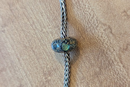 Authentic retired trollbeads - authentic,