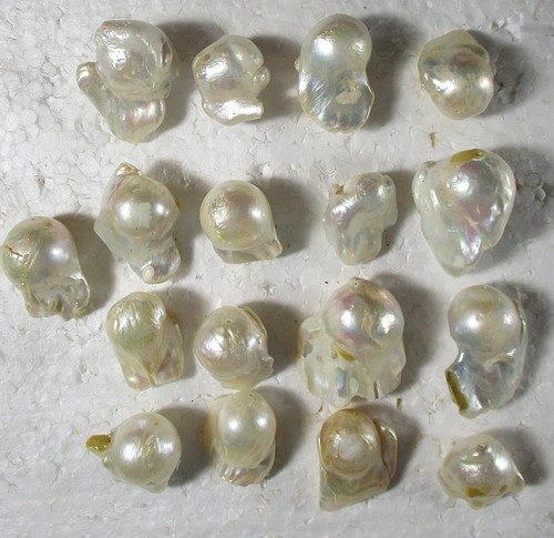 Large baroque pearls small - large,