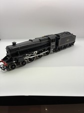 Hornby 00 Gauge R859 Class 5MT