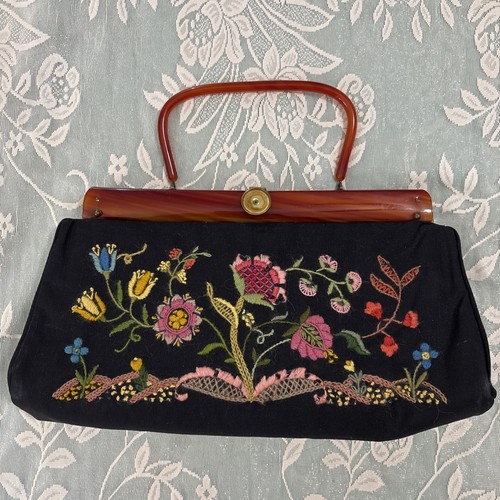 Vintage floral embroidered - vintage,