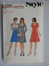 Vintage 1970s Style 1044