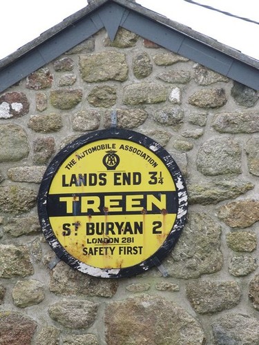 Photo 6x4 old sign treen - aa, in