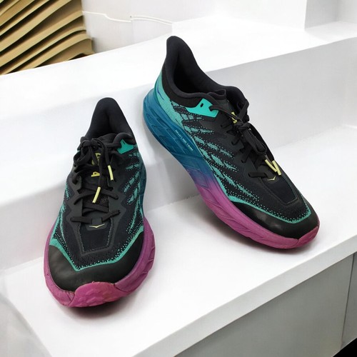 Hoka one - one, speedgoat