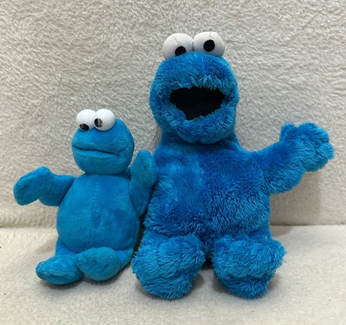 Sesame street cookie monster - street,
