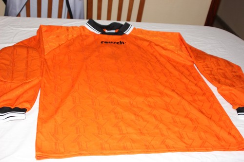 Official vintage goalkeeper - official,