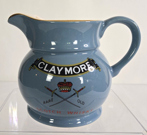 Blue claymore scotch whiskey - blue,