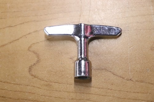 Pearl drum key - drum, with