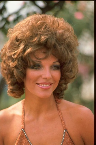 Joan collins 5 inch - x,