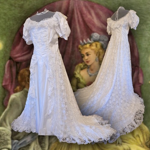 Vintage 1970s medieval revival - 1970s,