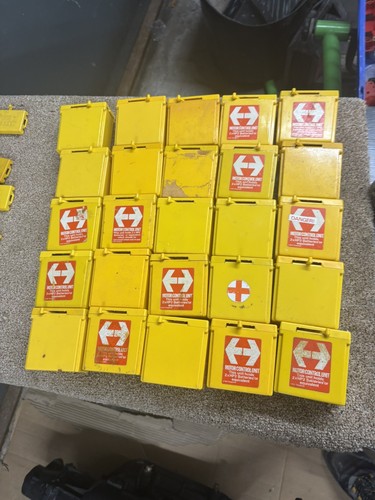 Meccano battery boxes - meccano, job