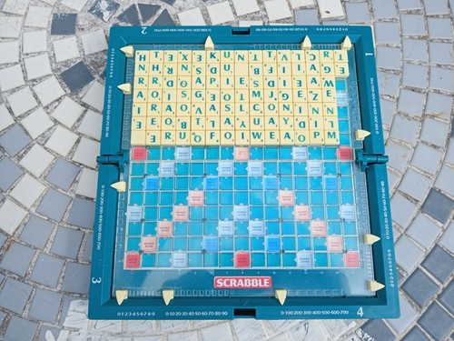 Vintage travel scrabble deluxe - vintage,
