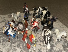 Papo Schleich Knight Horses