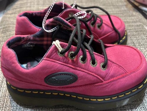 Nwt martens women s buzz - nwt,