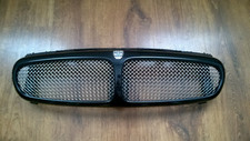 Jaguar X-Type Bonnet Grille -