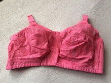 Triumph 44i  (G) Pink Classic