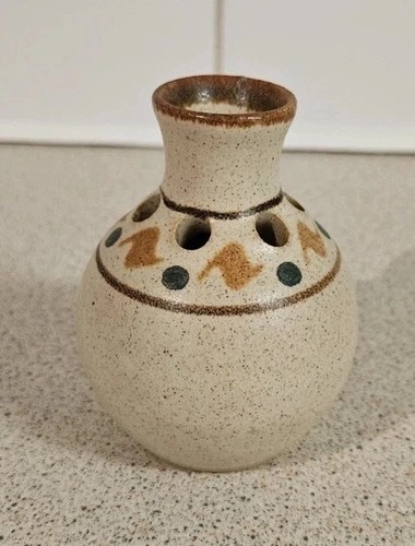 Small vintage tegryn pottery - small,