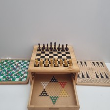 Cardinal Games Wooden Retro