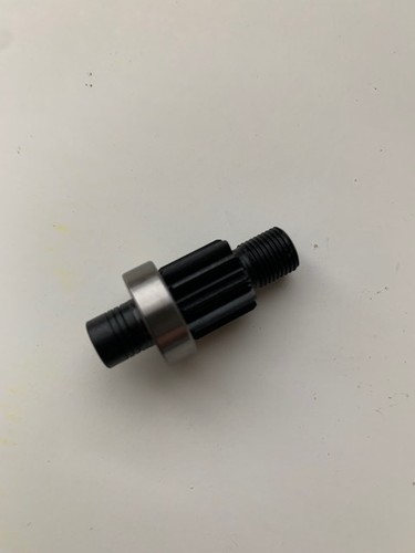 Pv0367 ak0043 pinion - &,