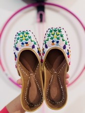 Women Jutti Punjabi Khussa Handcrafted Traditional Ethnic Wedding Party Shoes