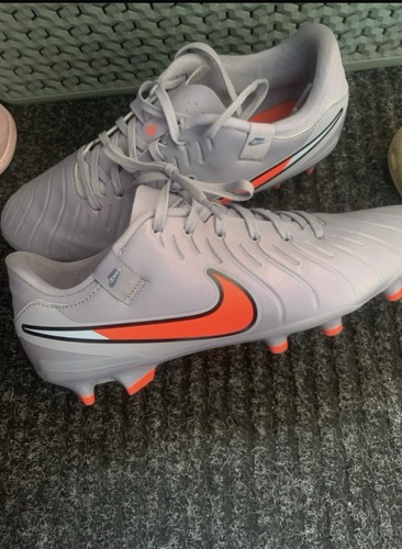 Nike tiempo football boots - football,