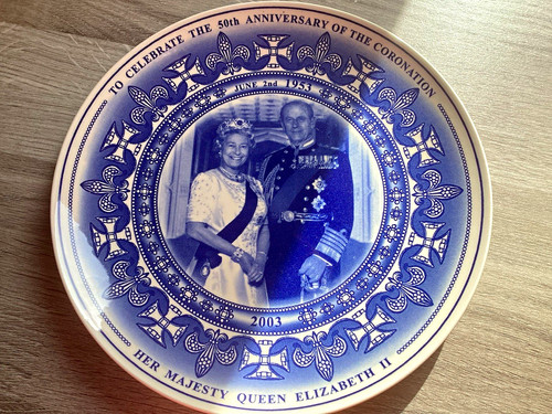 Wedgwood daily mail - mail, queen
