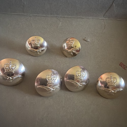 Raf buttons qty - buttons,