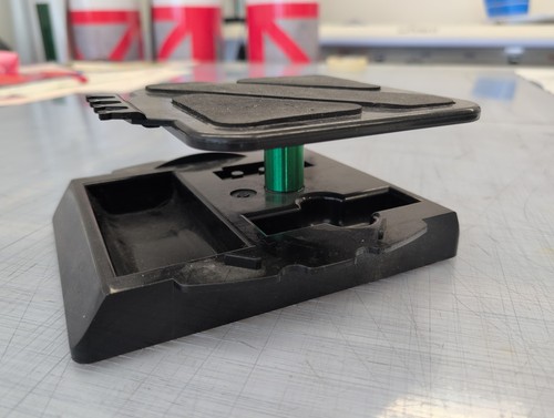 Rotating car pit stand - car,