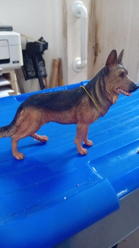 Leonardo alsation dog figurine - dog,