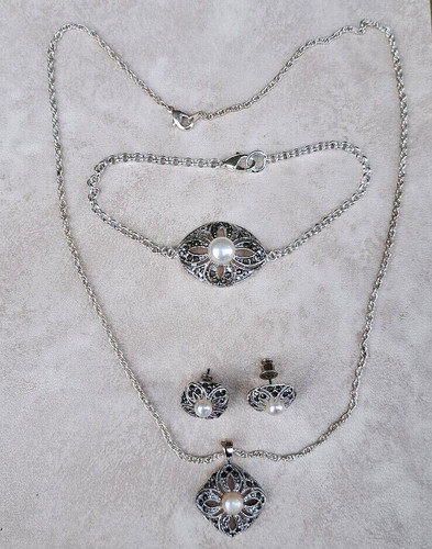 Statement jewellery set - statement,