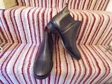 LADIES Topshop Black Leather Chelsea Boots Size 6 WORN LIGHTLY