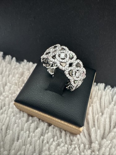 Beers 18kt white gold - white, lotus